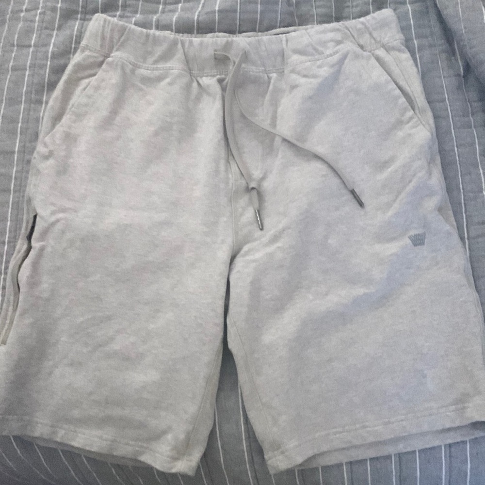 Medium Mack Weldon athletic sweat shorts